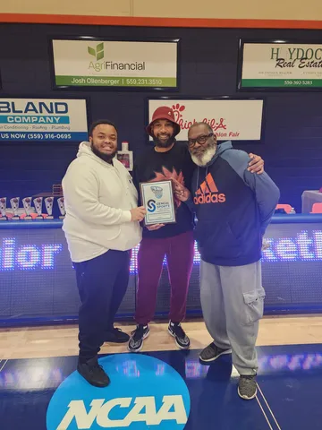 2nd Annual Holiday Invitational photograph 60