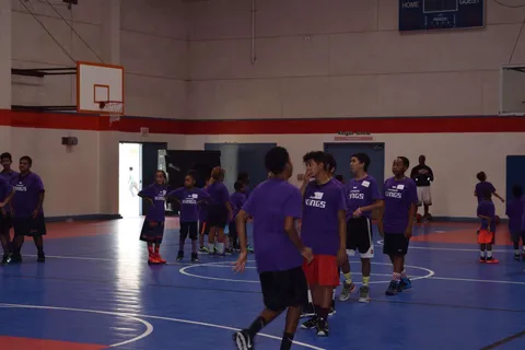 NBA YOUTH CLINIC WITH SACRAMENTO KINGS photograph 23