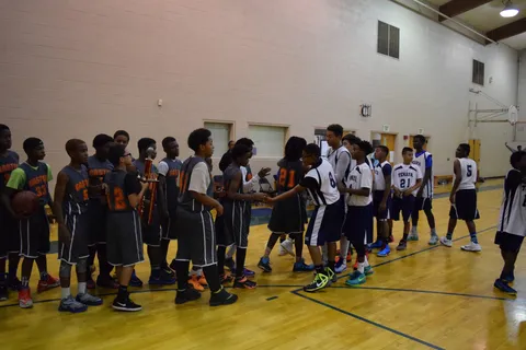 5TH ANNUAL LITTLE PILGRIMS JR HIGH INVITATIONAL photograph 3