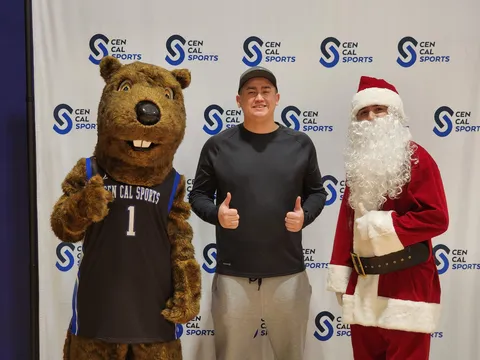 Inaugural Junior High Holiday Invitational photograph 102