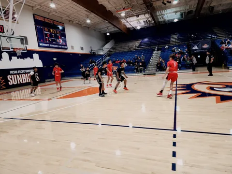 Inaugural Junior High Holiday Invitational photograph 15