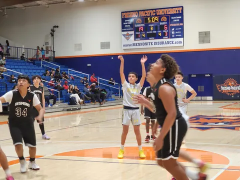 Inaugural Junior High Holiday Invitational photograph 105