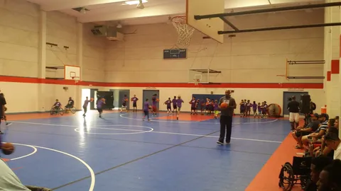 NBA YOUTH CLINIC WITH SACRAMENTO KINGS photograph 35