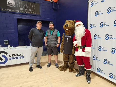 Inaugural Junior High Holiday Invitational photograph 106